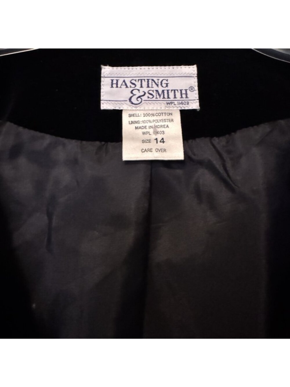 Black Velvet Bolero Jacket Women's Size 14 Gold Piping Lined Buttons Vintage 90s - Picture 6 of 15